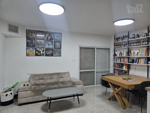 שלמה סקולסקי 24