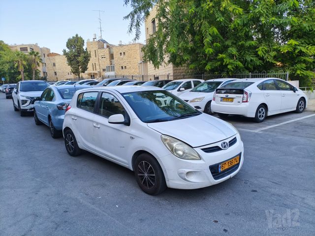 מודעת רכב יונדאי i20