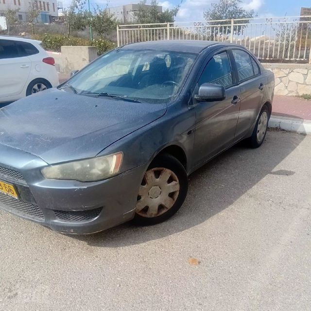 מודעת רכב מיצובישי לנסר