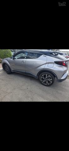 מודעת רכב טויוטה C-HR