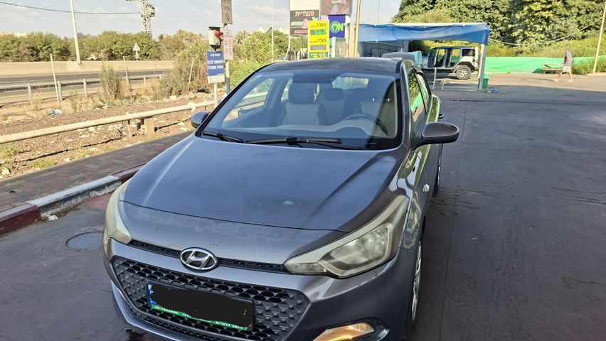 מודעת רכב יונדאי i20