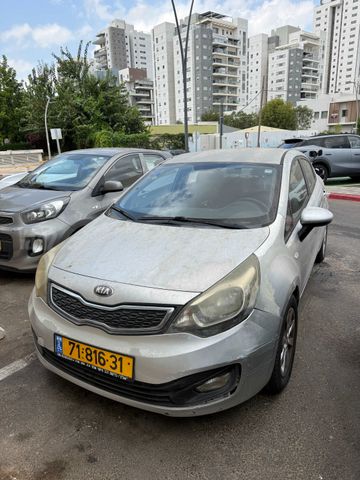 מודעת רכב קיה ריו