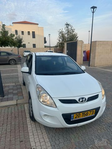 מודעת רכב יונדאי i20