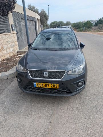 מודעת רכב סיאט ארונה