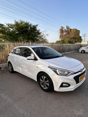 מודעת רכב יונדאי i20
