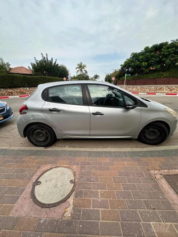 מודעת רכב פיג'ו 208