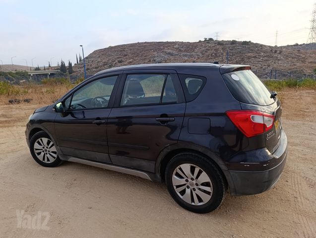 מודעת רכב סוזוקי קרוסאובר