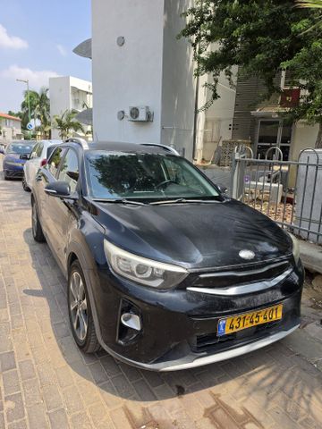 מודעת רכב קיה סטוניק