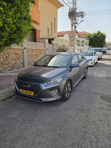 מודעת רכב יונדאי איוניק