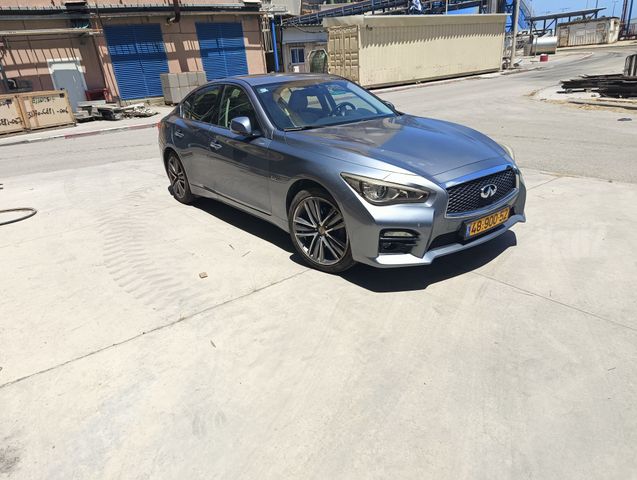 מודעת רכב אינפיניטי Q50