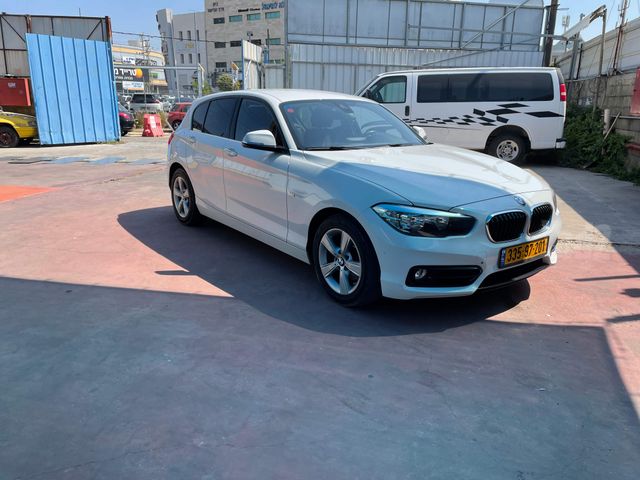 מודעת רכב ב מ וו סדרה 1