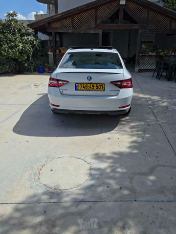 מודעת רכב סקודה סופרב