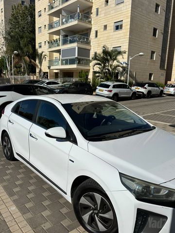 מודעת רכב יונדאי איוניק