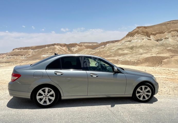 מודעת רכב מרצדס-בנץ C-class