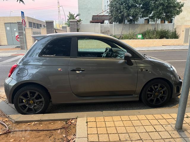 מודעת רכב אבארט 500