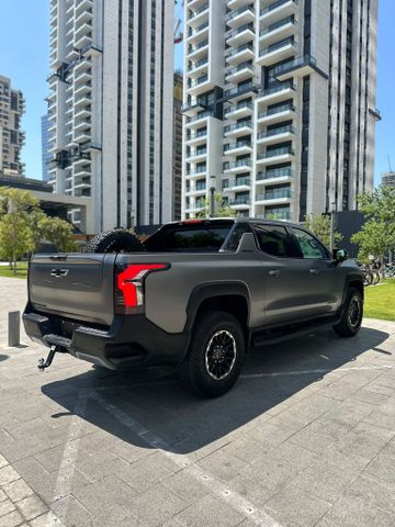 מודעת רכב שברולט סילברדו EV 1
