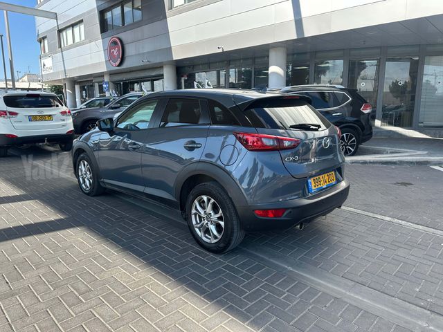 מודעת רכב מאזדה CX-3 1