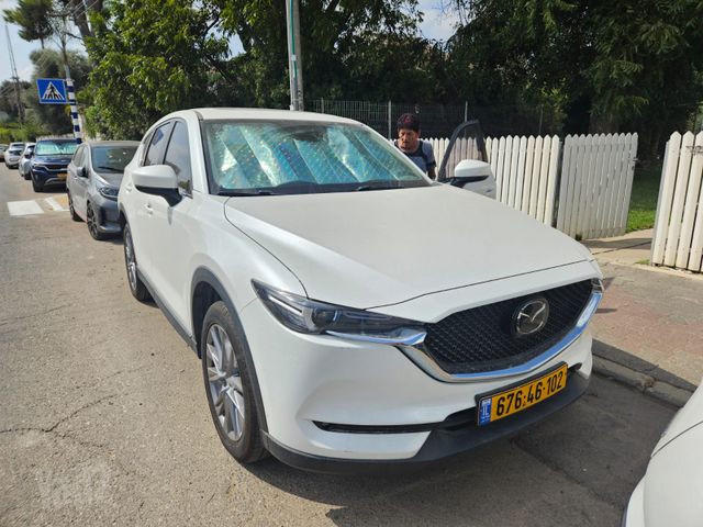מודעת רכב מאזדה CX-5