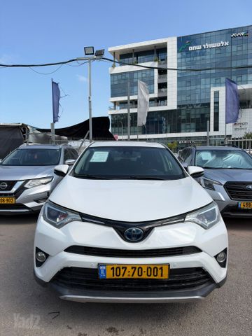 מודעת רכב טויוטה RAV4
