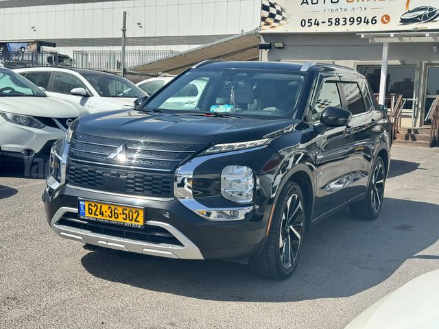 מודעת רכב מיצובישי אאוטלנדר 1