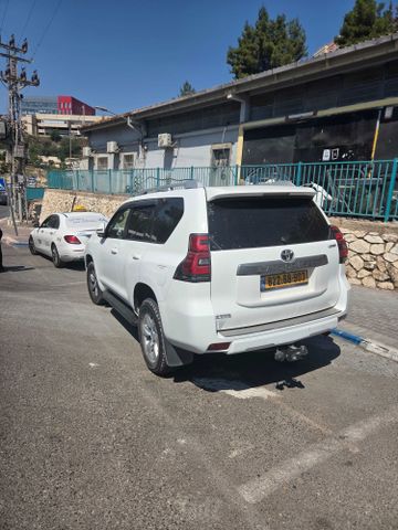 מודעת רכב טויוטה לנד קרוזר