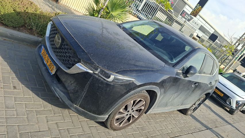 מודעת רכב מאזדה CX-5