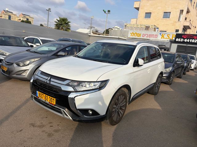 מודעת רכב מיצובישי אאוטלנדר