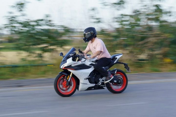 מודעת רכב CF MOTO 450SR