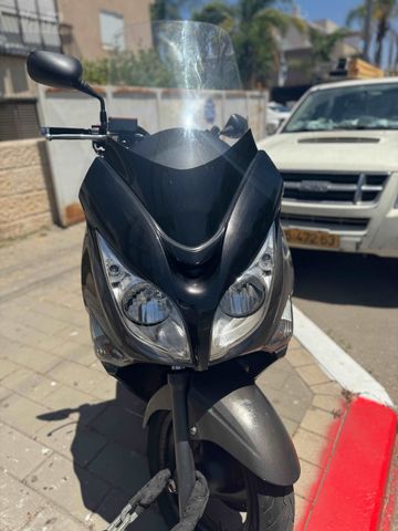 מודעת רכב הונדה סילבר-ווינג 600