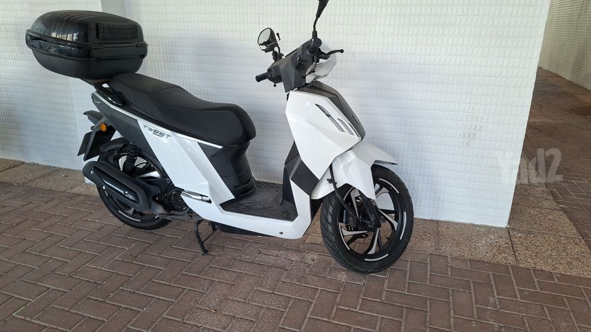 מודעת רכב פיג'ו טוויט 125
