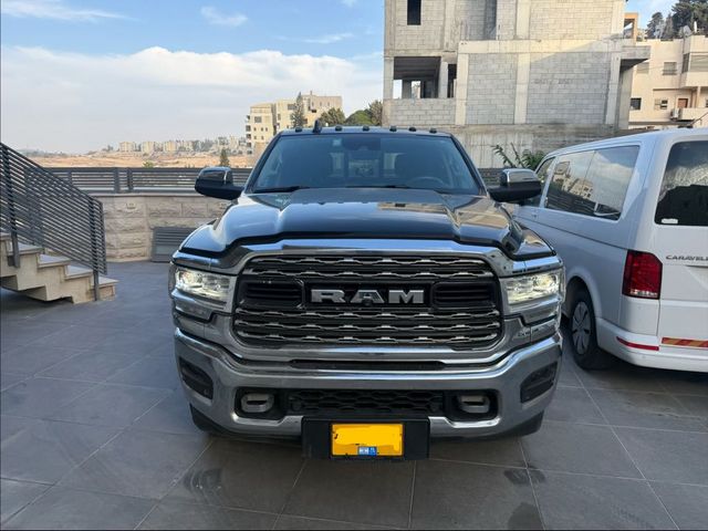 מודעת רכב דודג'