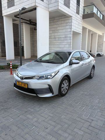 מודעת רכב טויוטה קורולה