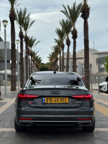 מודעת רכב אאודי A4