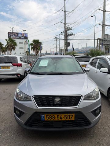 מודעת רכב סיאט ארונה