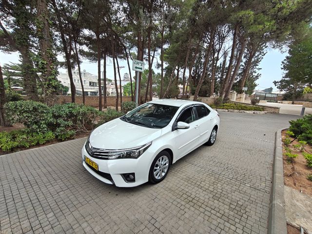 מודעת רכב טויוטה קורולה