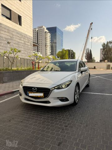 מודעת רכב מאזדה 3