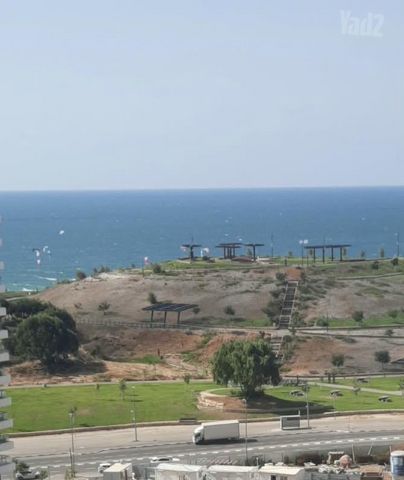 אהוד מנור 8