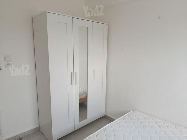 הארזים 23