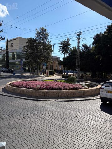 מנוחה ונחלה 33