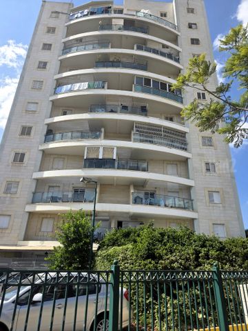 שדרות מלכי ישראל 160
