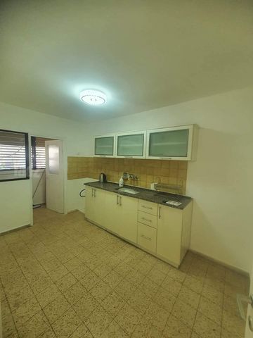 דירה להשכרה בתל אביב יפו (תיווך) — 4