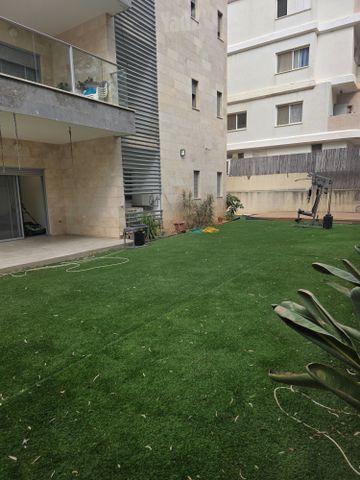 הגיבורים 40