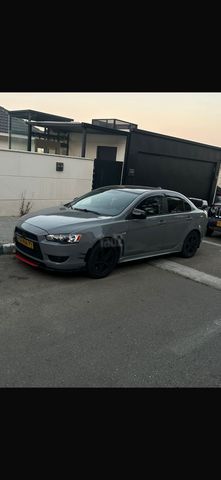 מודעת רכב מיצובישי לנסר