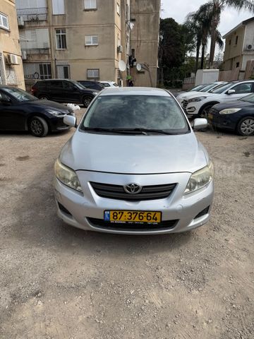 מודעת רכב טויוטה קורולה