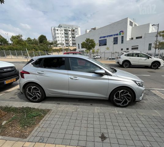 מודעת רכב יונדאי i20
