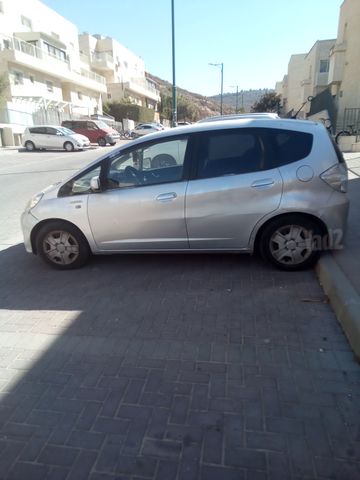 מודעת רכב הונדה ג'אז 