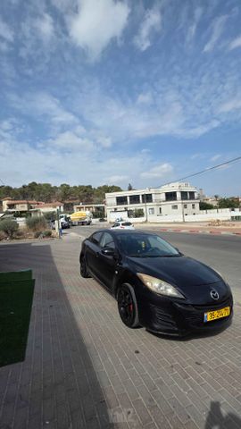 מודעת רכב מאזדה 3