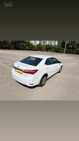 מודעת רכב טויוטה קורולה