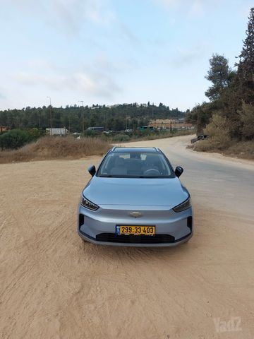מודעת רכב ג׳ילי Geometry C