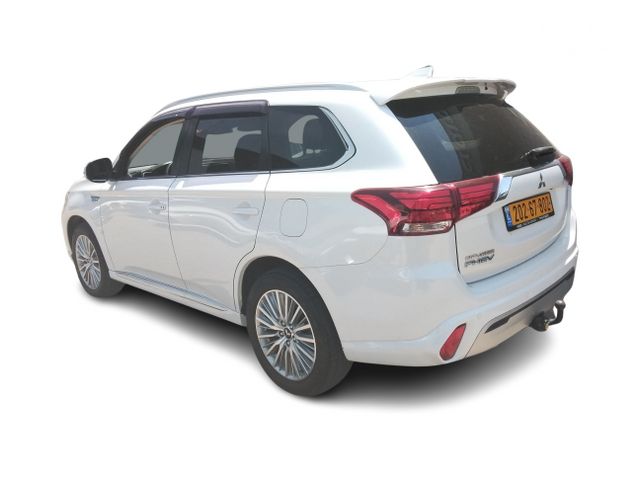 מודעת רכב מיצובישי אאוטלנדר 1
